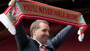 致敬，都柏林动物园将一只极度濒危的鹦鹉取名特洛伊-帕罗特（致敬之举： 都柏林动物园将一只极危鹦鹉命名为特洛伊-帕罗特）