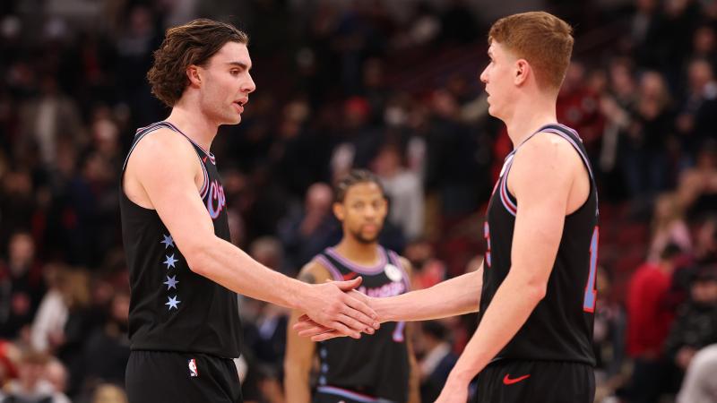 广东复仇山西，12人大名单出炉！徐杰领衔崔永熙缺席，三外援压阵（广东再战山西：12人名单官宣，徐杰领衔、崔永熙缺阵，三外援坐镇）