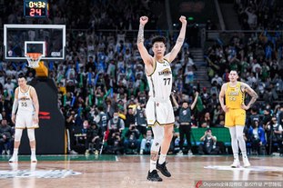 恩里克：如此多失误的比赛不可能赢，舍瓦利耶没有受伤很幸运（恩里克：失误频频难言胜利，所幸舍瓦利耶并无大碍）