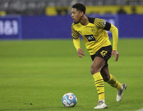 欧冠92年改制后戴帽数前10：梅西、C罗8次第1，姆巴佩5次第4（自1992年欧冠改制以来戴帽次数前十：梅西、C罗8次并列第一，姆巴佩5次列第4）