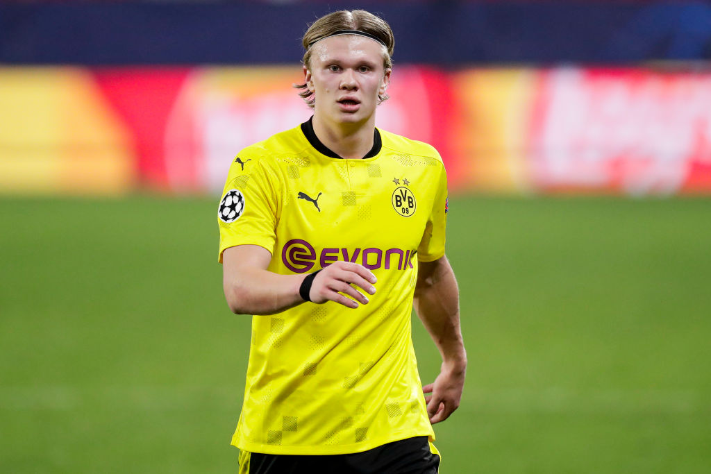 意媒：基耶萨可能冬窗回意甲，国米和米兰都在密切关注（意媒：基耶萨或冬窗重返意甲，国米与米兰高度关注）