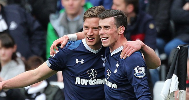 镜报：曼联明夏锁定中场双星！埃利奥特·安德森成头号目标（镜报：曼联明夏瞄准两位中场，埃利奥特·安德森成首要目标）