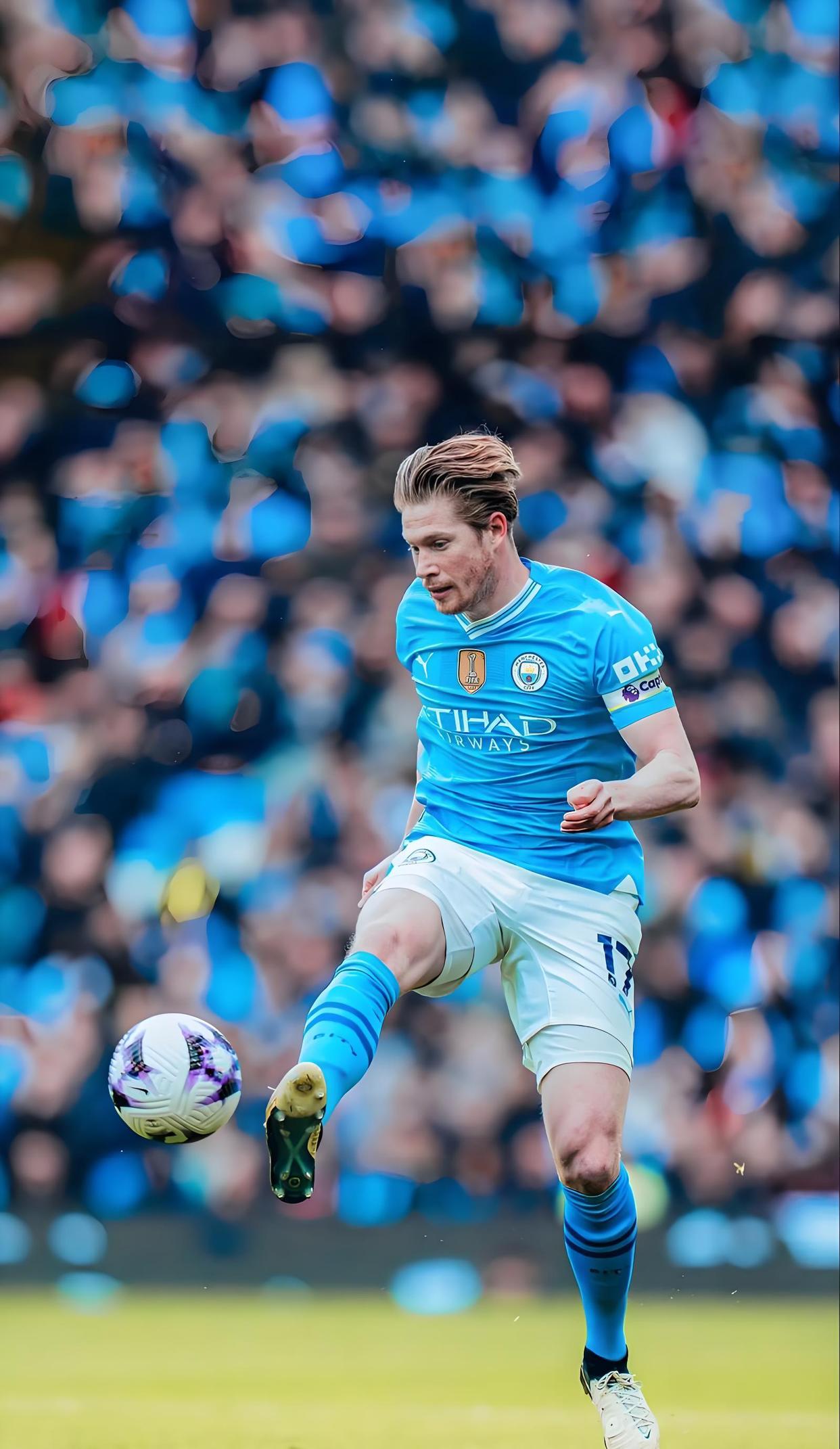 12球超越凯恩，劳塔罗是2025年欧冠进球最多的球员（劳塔罗12球反超凯恩，登顶2025欧冠射手榜）